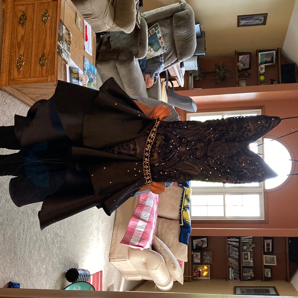 HoCo Dress. Brand Aspeed.Navy Blue, hand beaded, S, can wear two ways w/o skirt